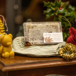 Φρέσκια Κηρήθρα Μέλι Ελάτων Ευρυτανίας "Το Χρυσιώτικο" κασετίνα - μεγάλη